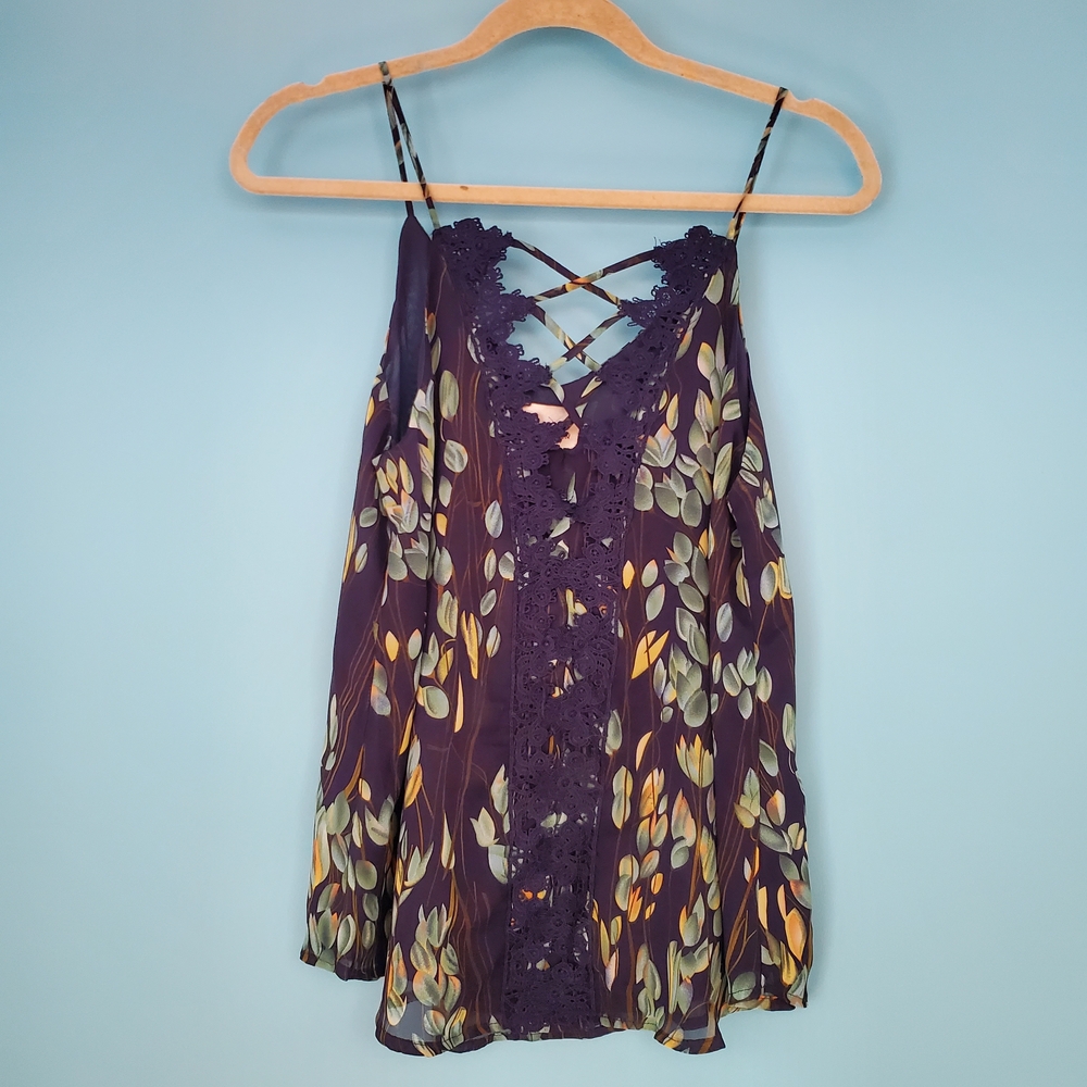 NEW BluHeaven Blouse Size Small Navy Strappy V-Neck